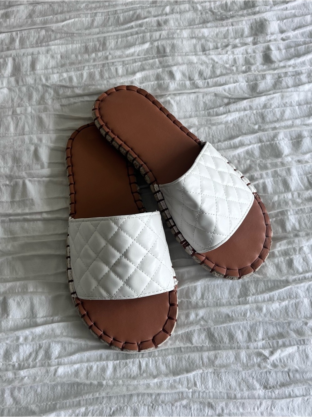 Women’s White Quilted Slide Sandals